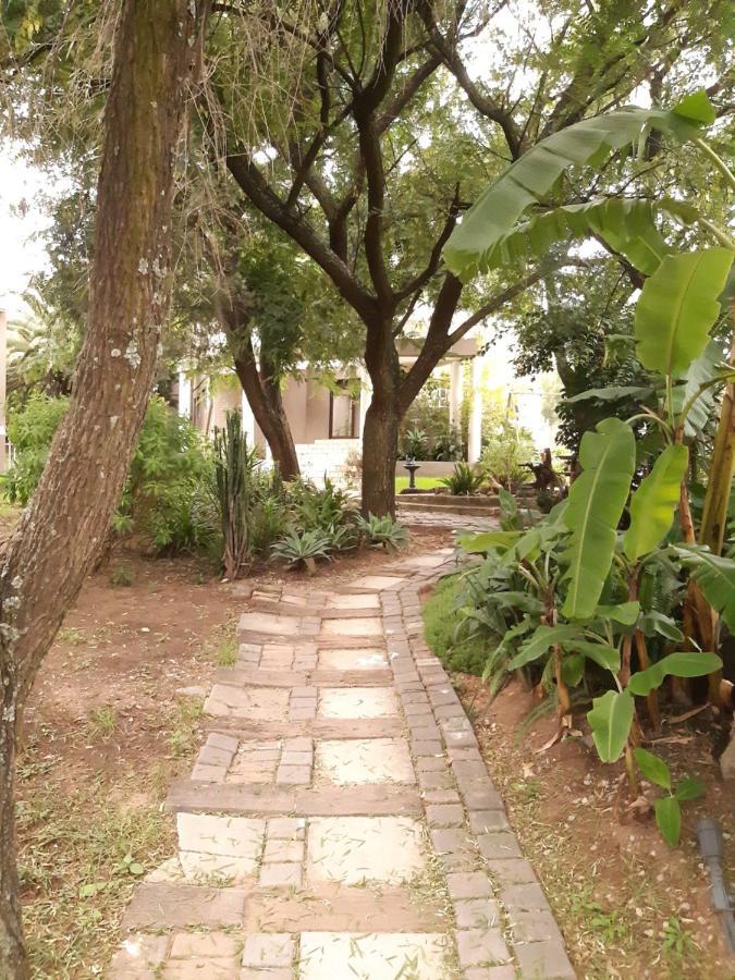 Villa Via Hotel Midrand Exterior foto